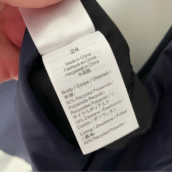 J Crew Ruched Squareneck One-Piece Swimsuit Full
Coverage Navy Blue Size 24   24 - Picture 8 of 8